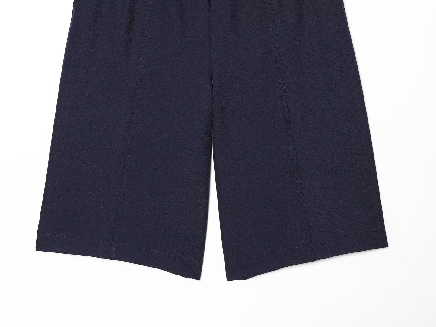 Women's layered decorative waist casual shorts
