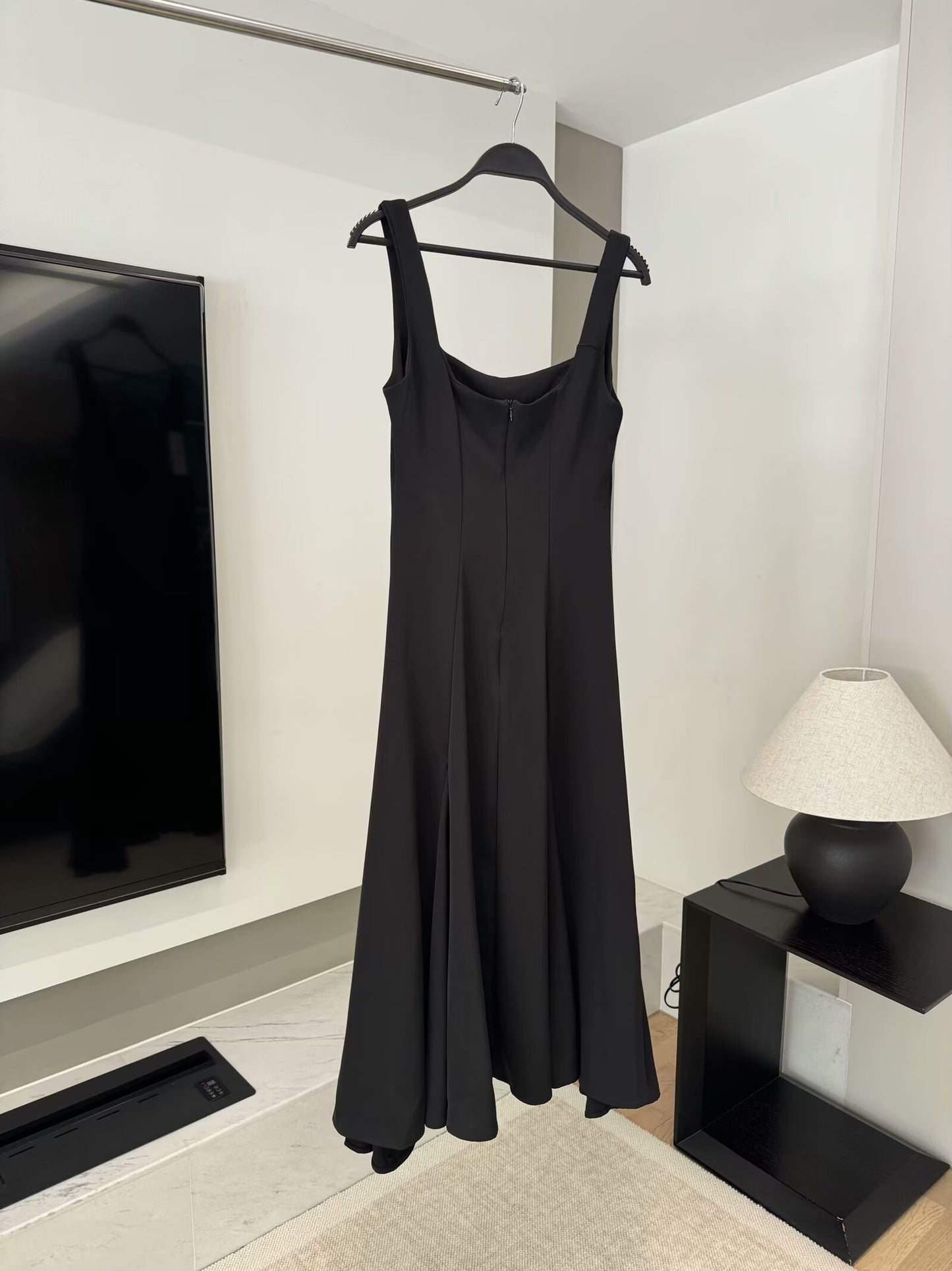 Women's 2025 chic fashion wide shoulder strap square neck midi dress retro women's dress