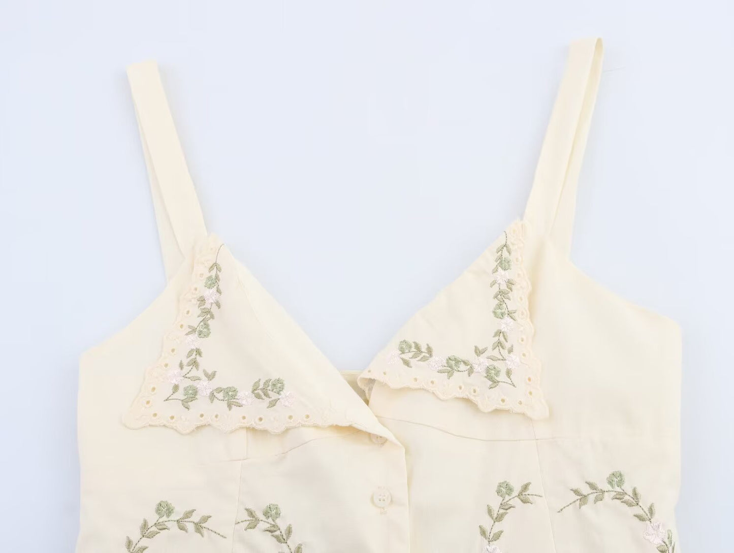 Ladies' New Fashion Slim Single breasted Embroidered Poplin suspender Top