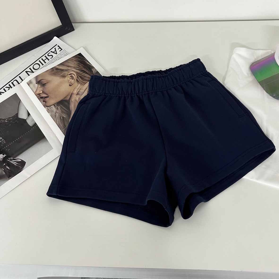 Women's 2025 New Fashion Joker Slim Elastic Waist Yoga Shorts