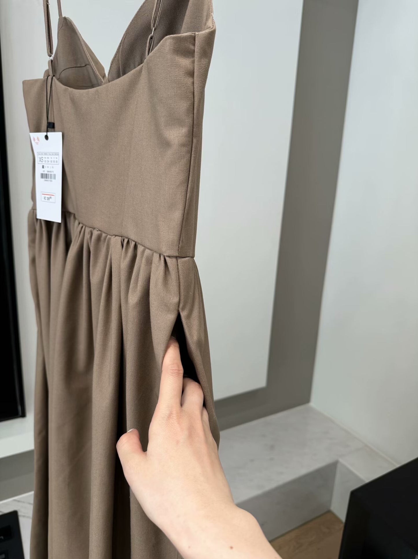 Ladies' new fashion Wide pleated hem sleeveless cotton suspender MIDI dress