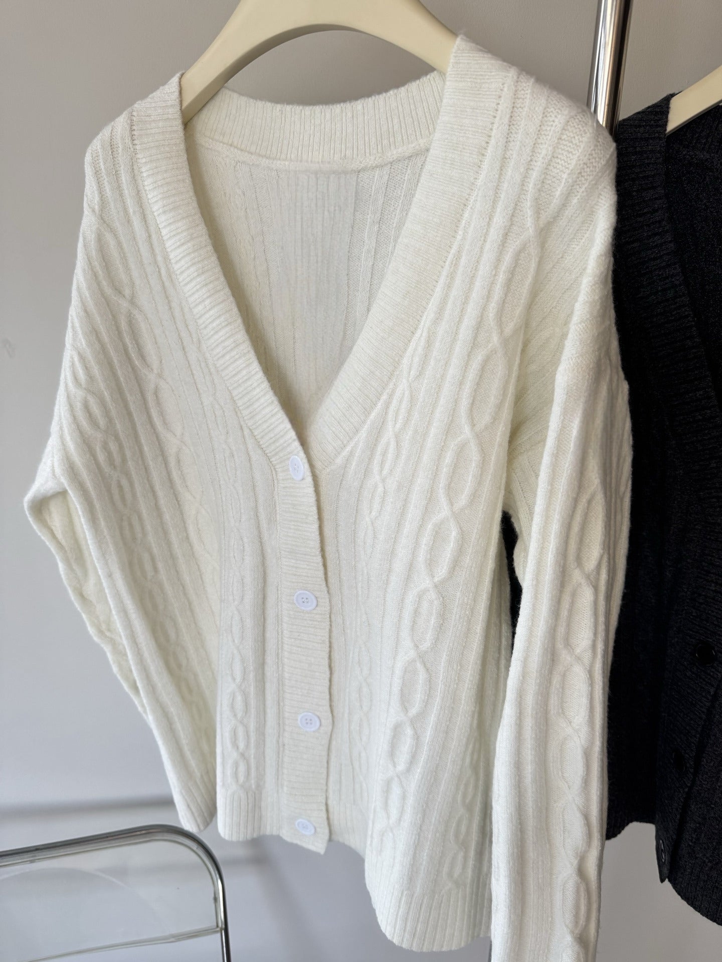 Women's New V-neck Cable Knit Long Sleeve Cardigan