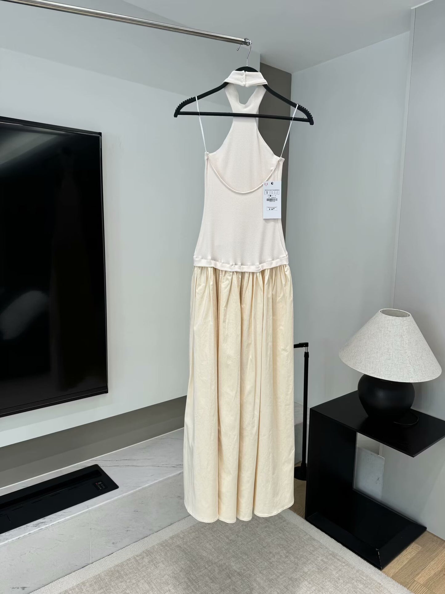 Ladies' new fashion slim backless spliced hanging neck collar MIDI dress