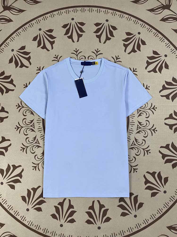 Men and Women with The Same New Fashion Joker Casual Cotton T-shirt with Short Sleeves and Round Neck.