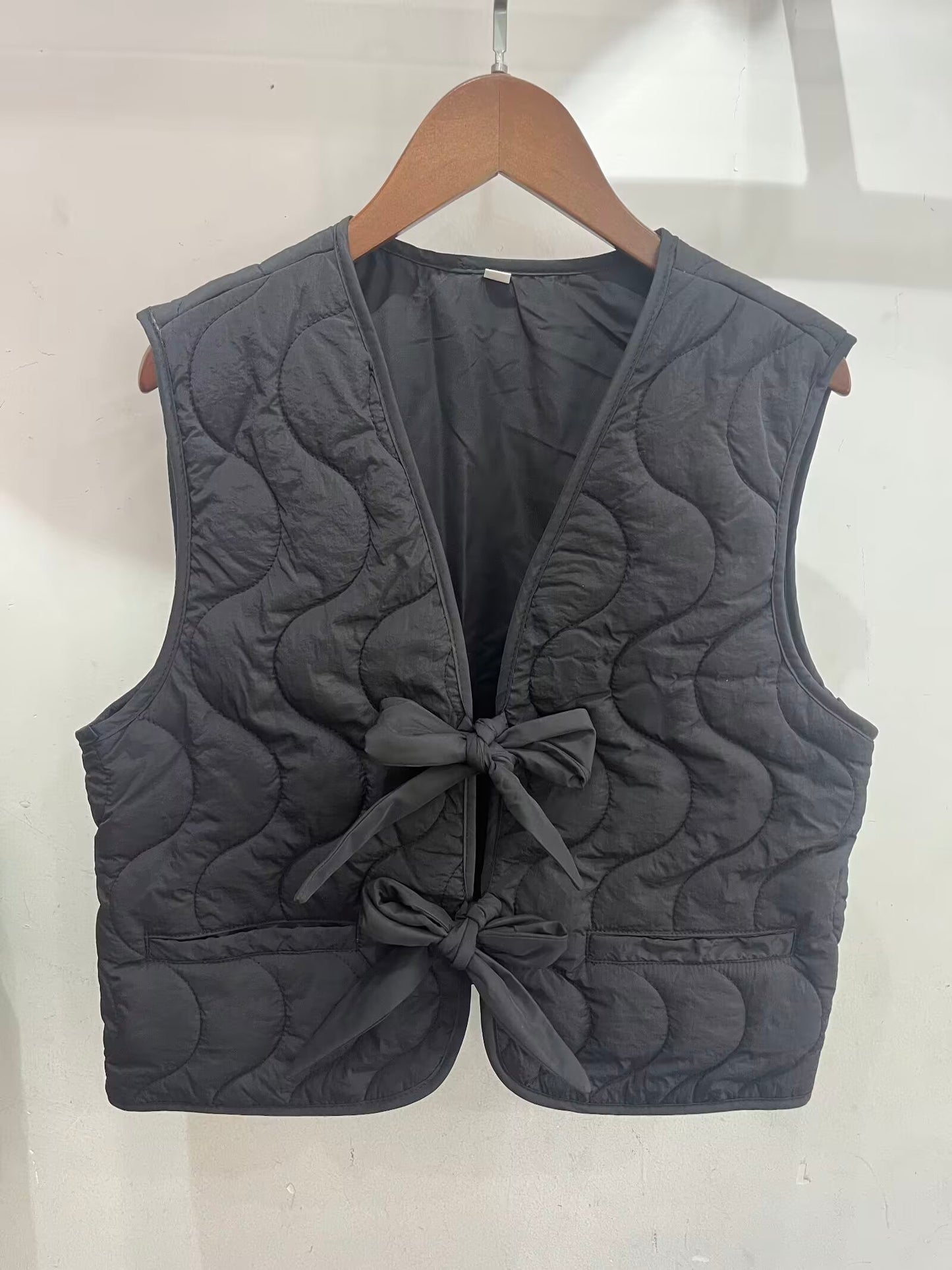 Ladies' 2025 New Fashion Bow Decoration Loose V-neck Warm Cotton Vest