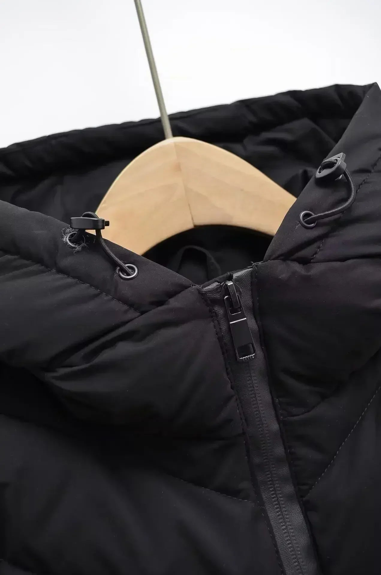 Women's winter new fashion black stand collar hooded patchwork cotton Coat retro long sleeved zipper women's jacket chic top