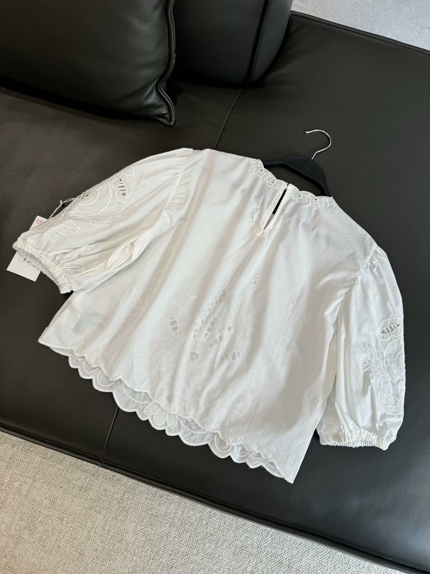 Women's Summer Fashion Short Round Neck Flower Embroidered Shirt