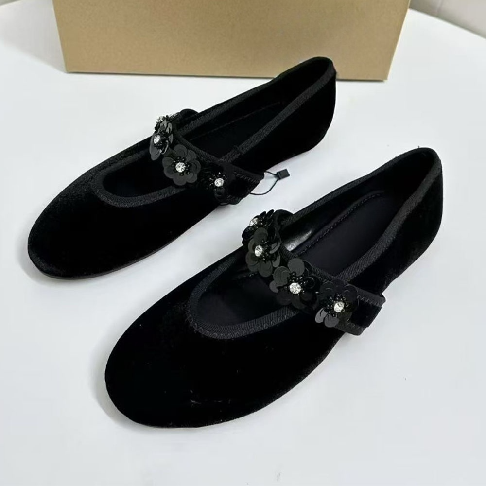 2026 women's new velvet flower decorative flat shoes