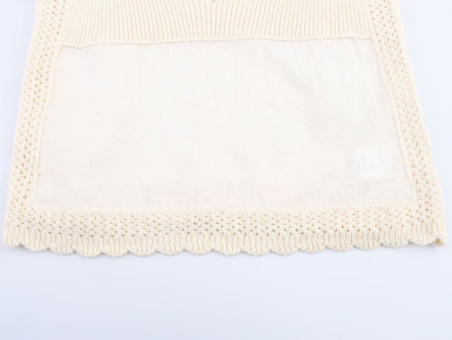 Women's New Fashion Embroidered Splicing Wide Shoulder Strap Knitted Top