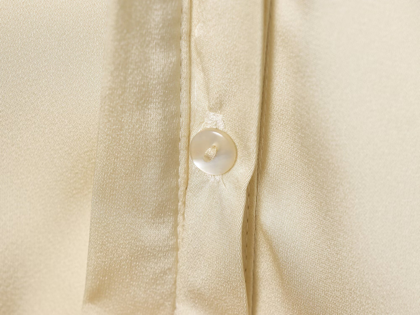 Women's New Fashion With Belt Satin Texture Lapel Shirt