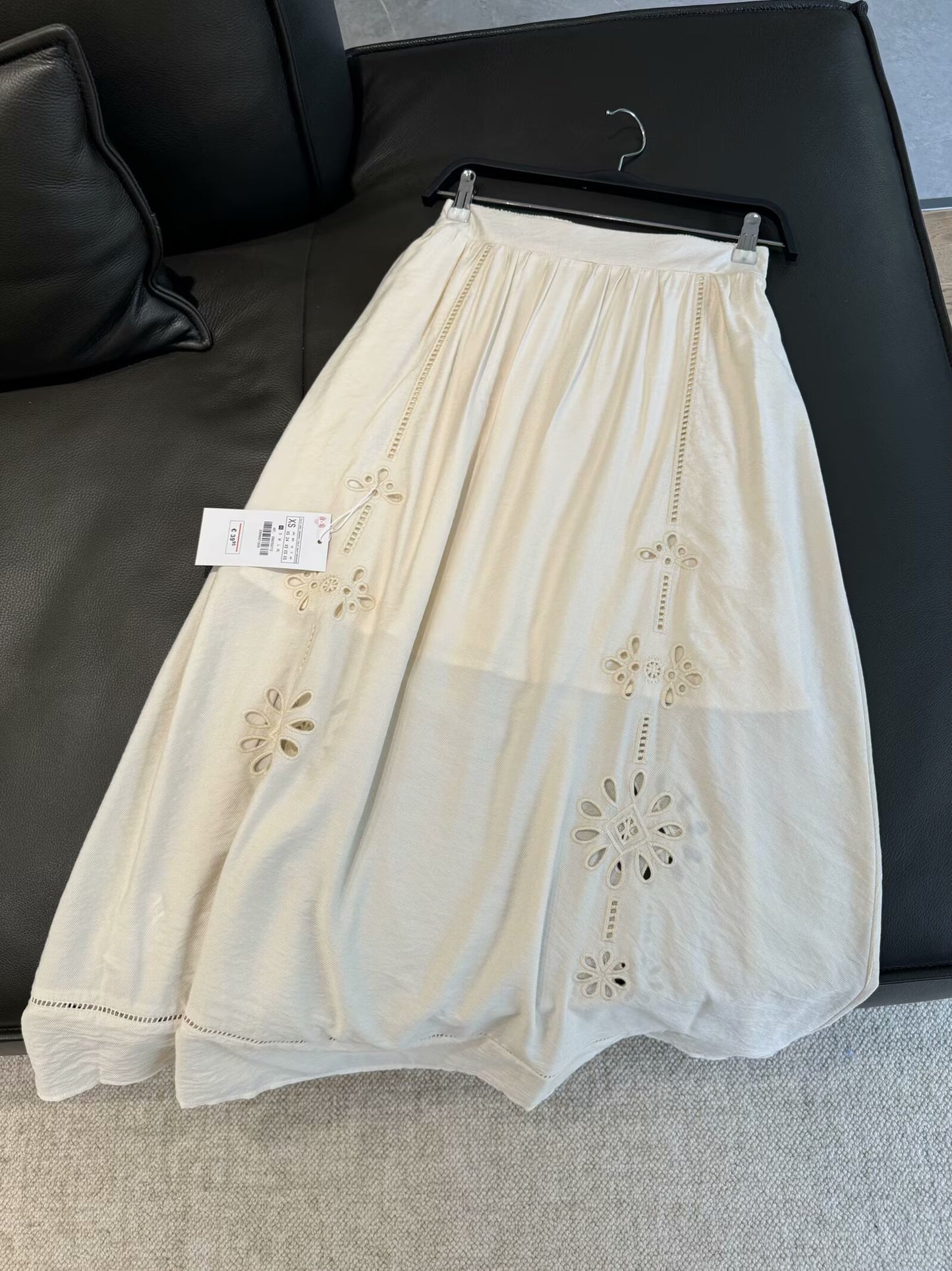 Women's new fashion hollow out embroidery straight neck suspender top+Skirts suit