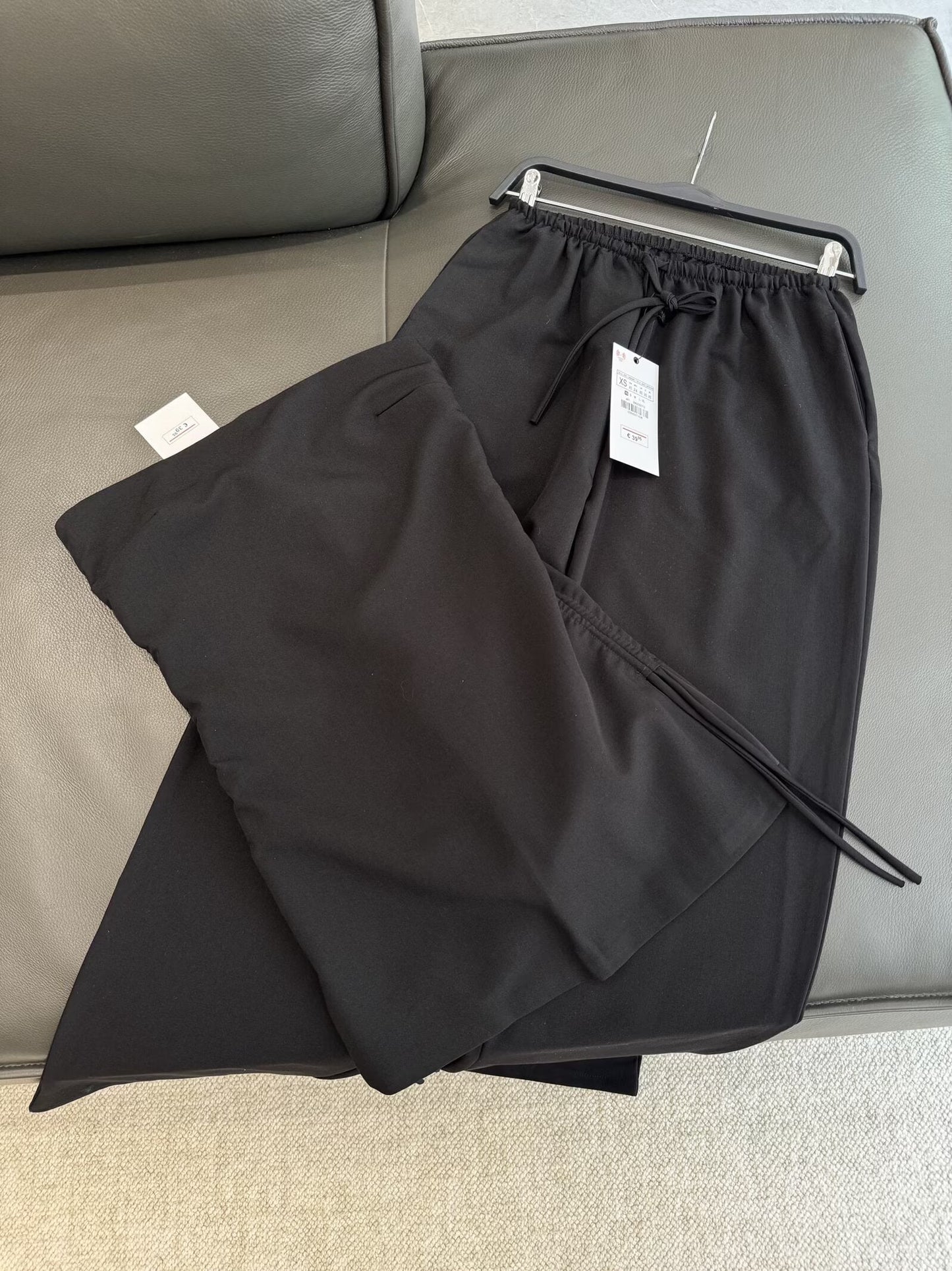 Women's 2025 chic fashion lace-up loose hanging waist pants