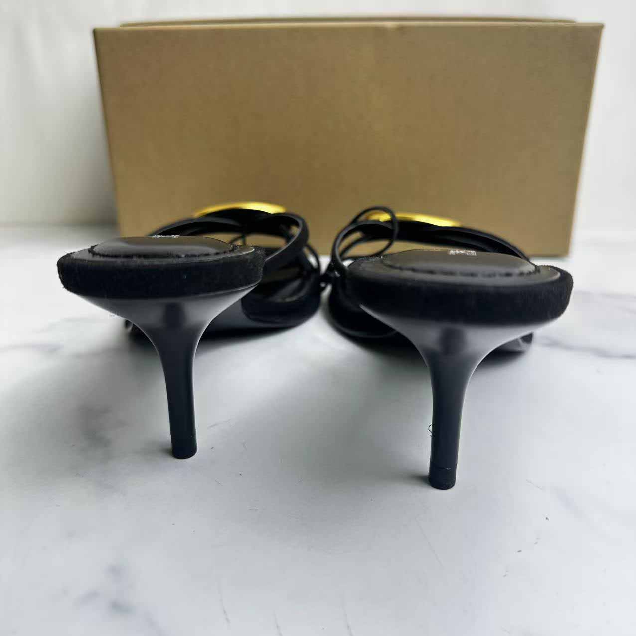 Women's New Fashion Black Metal Details with Round Head and Thin High Heels Elegant Fashion Sandals.