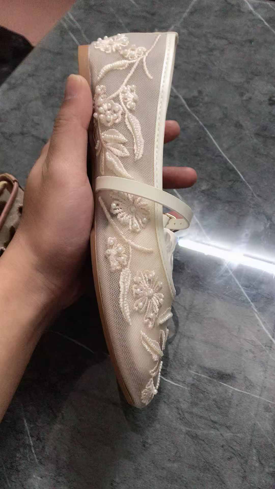 Women's New Fashion Temperament Joker Embroidered Gauze Shallow Flat Ballet Shoes