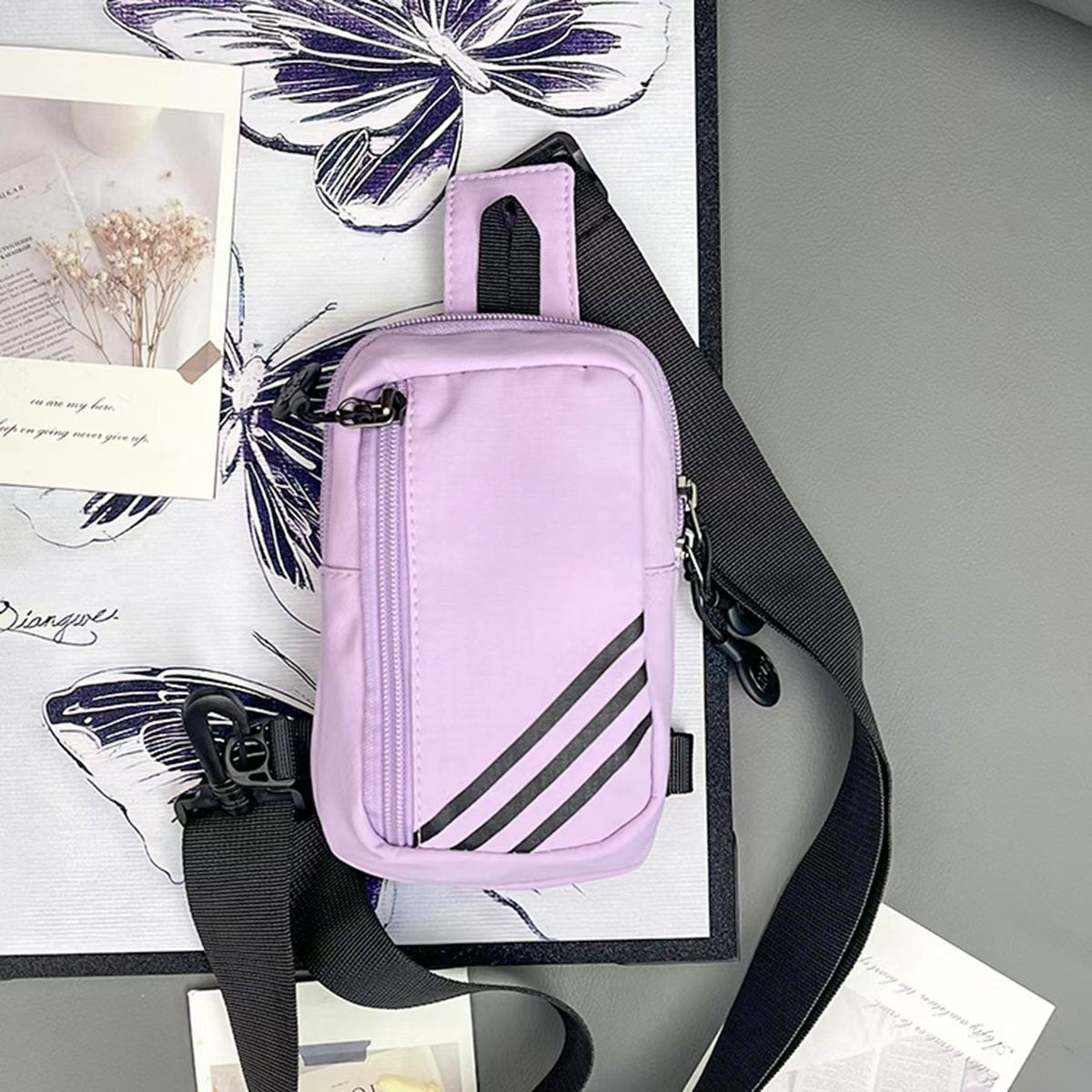 Men's and Women's Casual Joker Sports Adjustable Shoulder Strap Mini Mobile Phone Messenger Bag