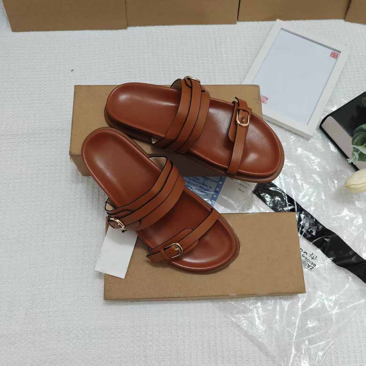 Women's New Fashion Casual Joker Sandals Word Drag Sponge Cake Platform Slippers Flat Shoes.