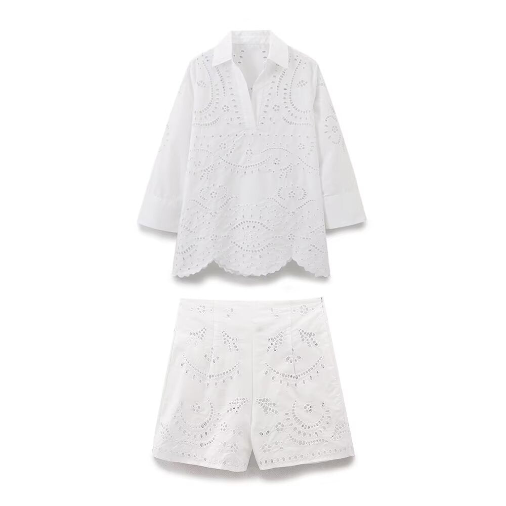 Suit women's 2-piece 2025 fashion openwork embroidered shirt retro women+shorts women's suit