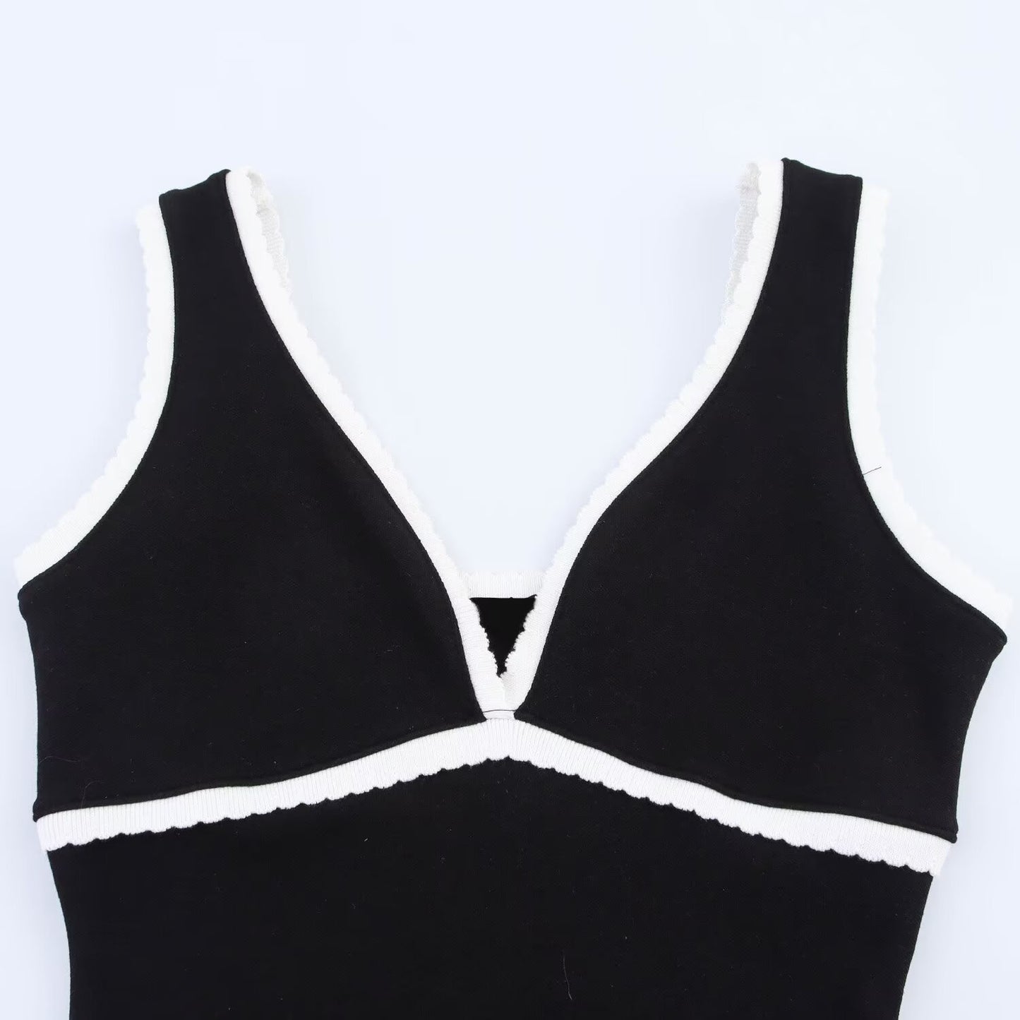 Women's new chic fashion slim splicing V-neck knitted MIDI dress retro sleeveless backless women's dress