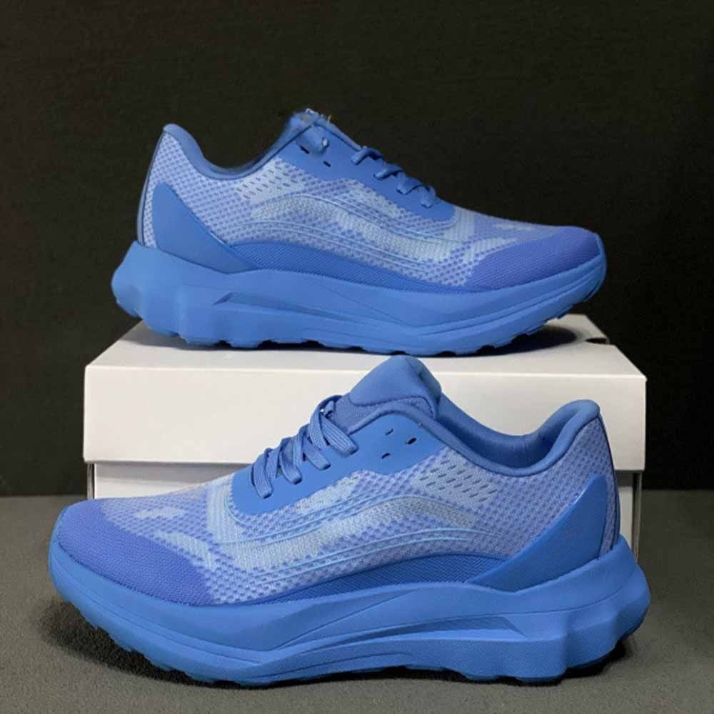 2026 new ultra-light breathable mesh sports casual couple shoes have a shoe box