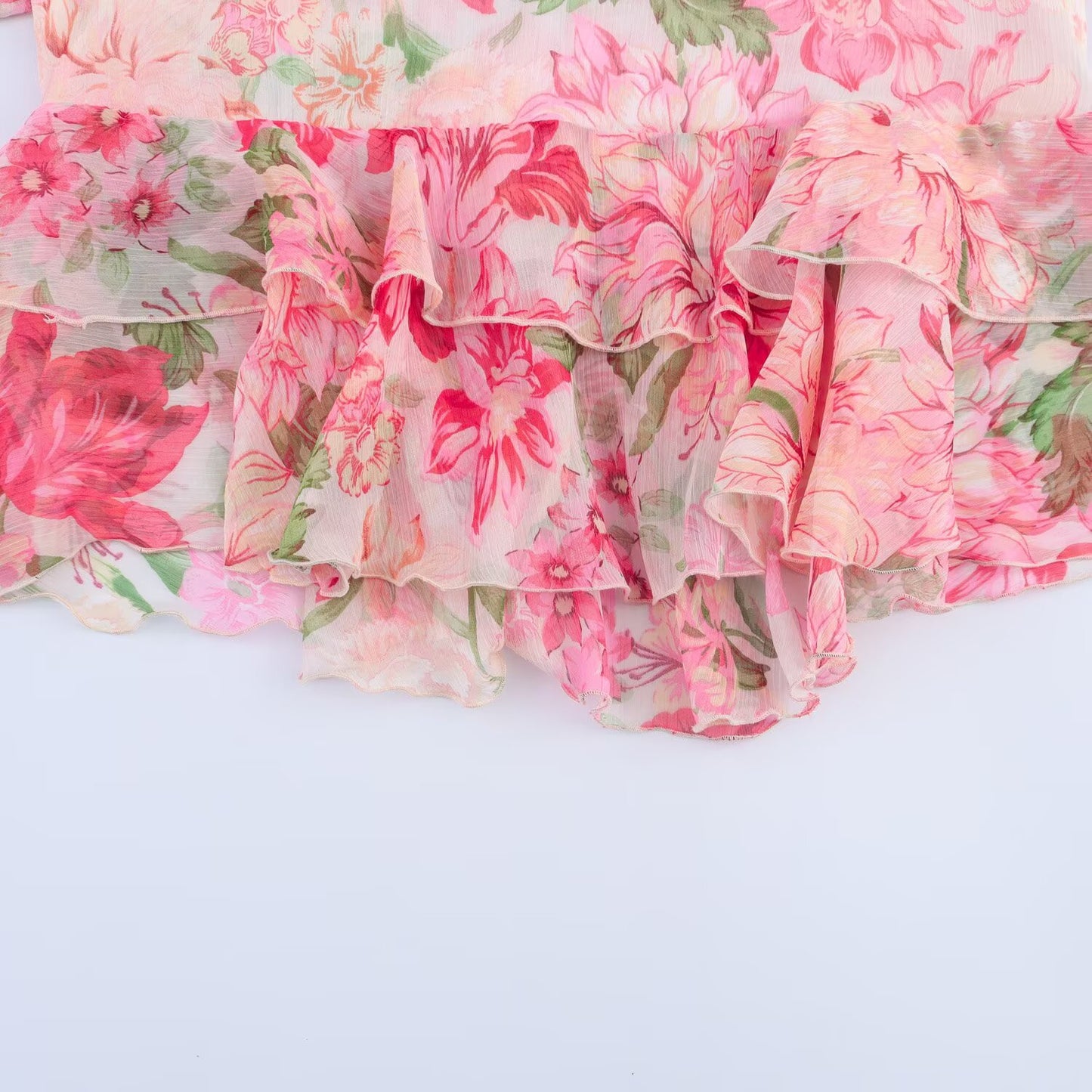 Women's' New Fashion layered decoration long sleeved V-neck floral printed shirt