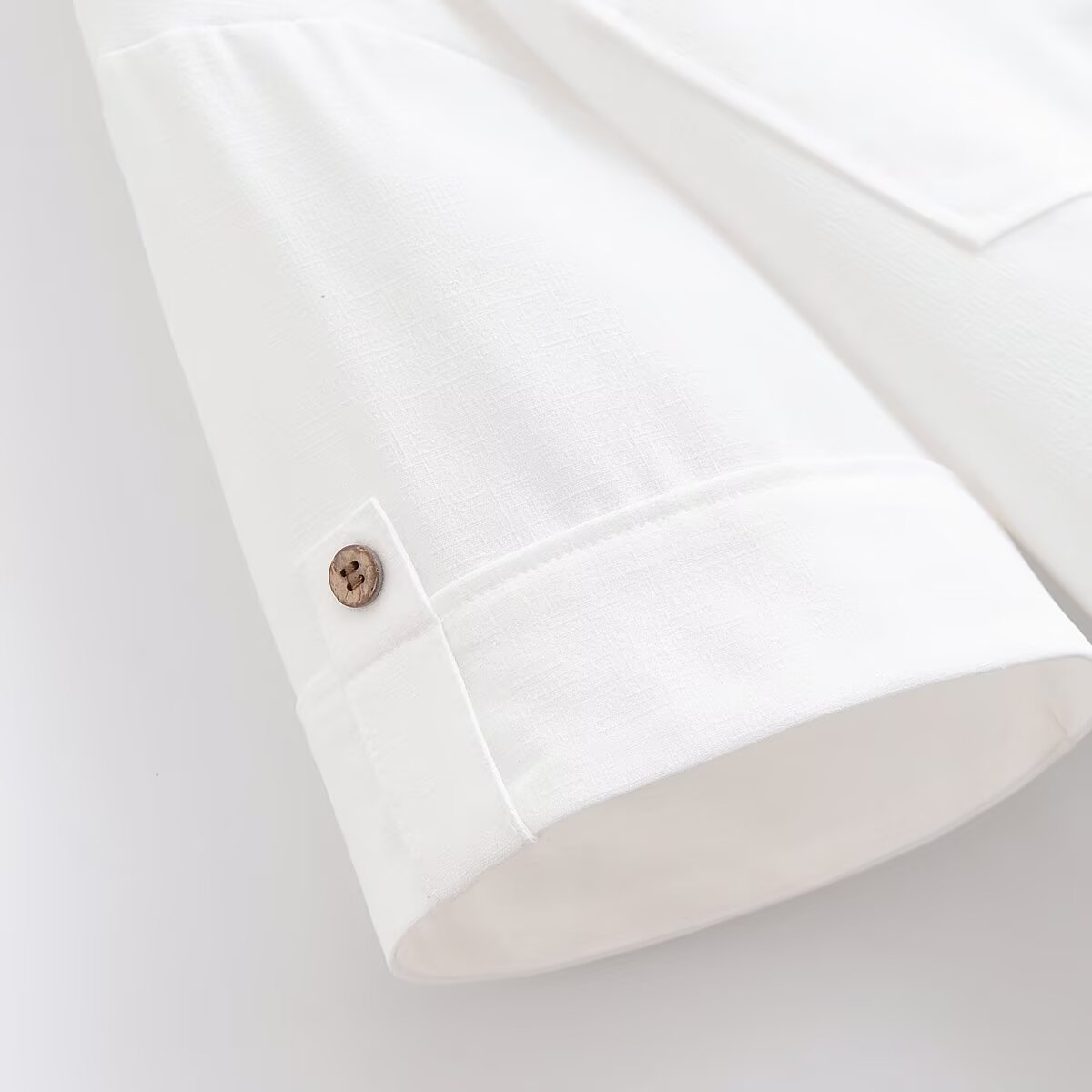 Women's New Fashion Short sleeved Single breasted Blended V-neck Shirt