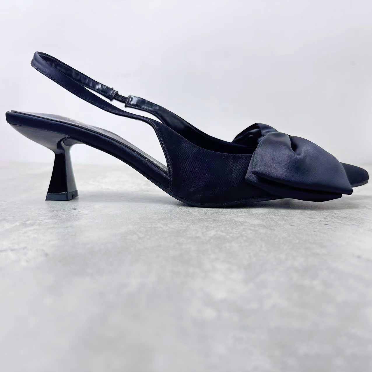 Women's New Fashion Joker BlackBowKnot French Sexy Strapless High Heels Pointy Shoes Stilettos.