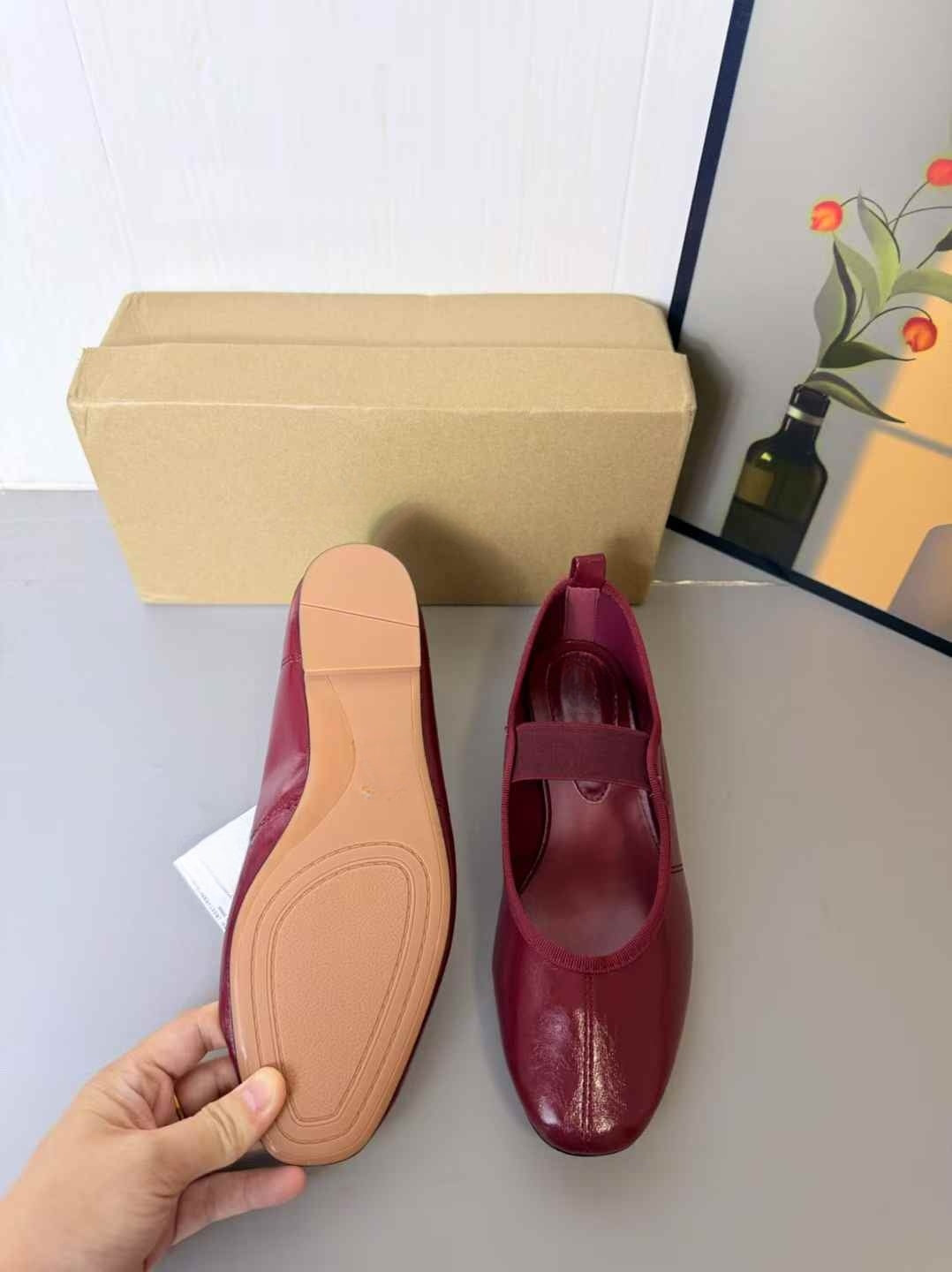 Women's New Temperament and Fashion Joker Elastic Belt Ballet Flat Shoes