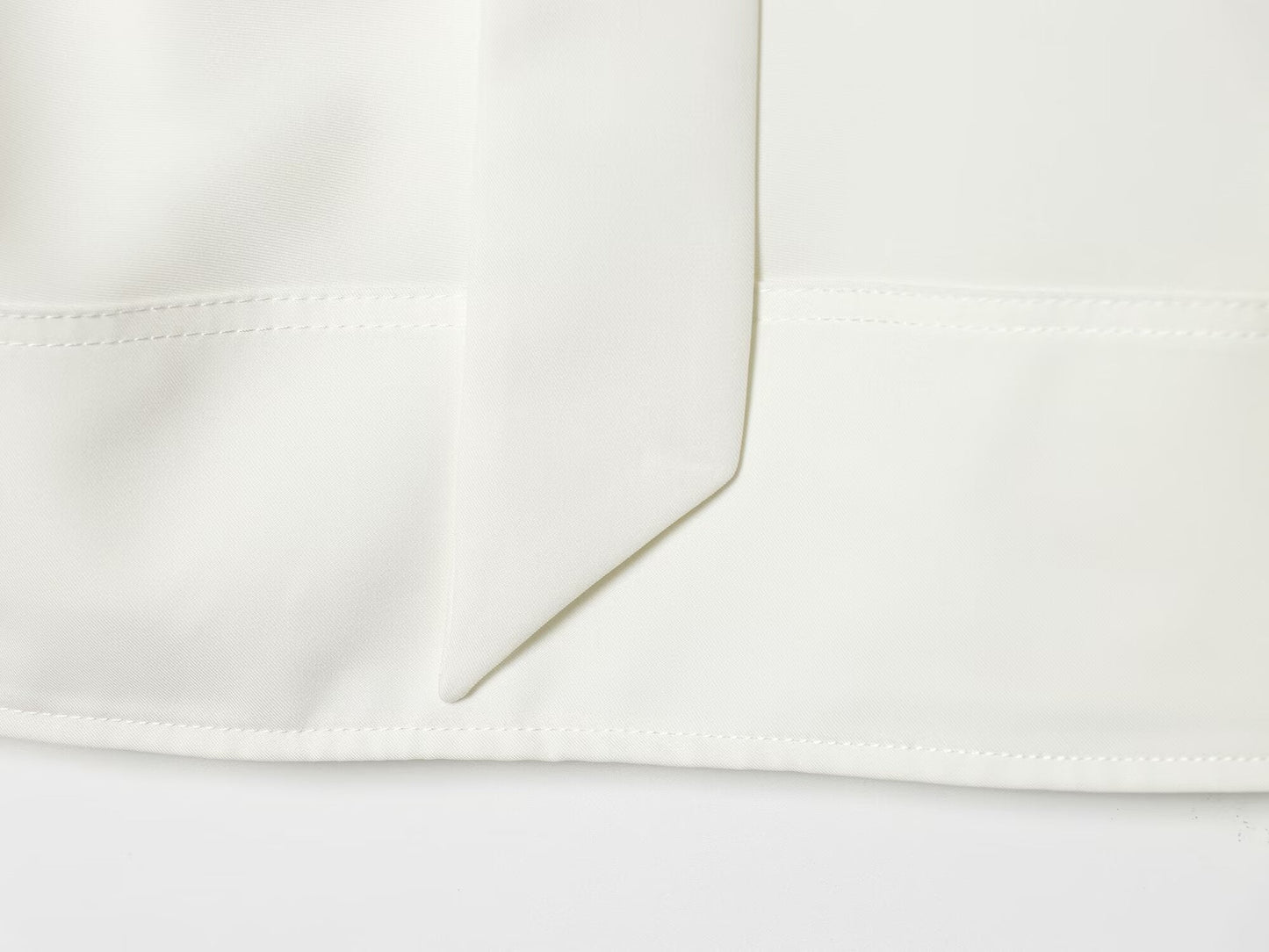 Women's lace up collar pleated shirt