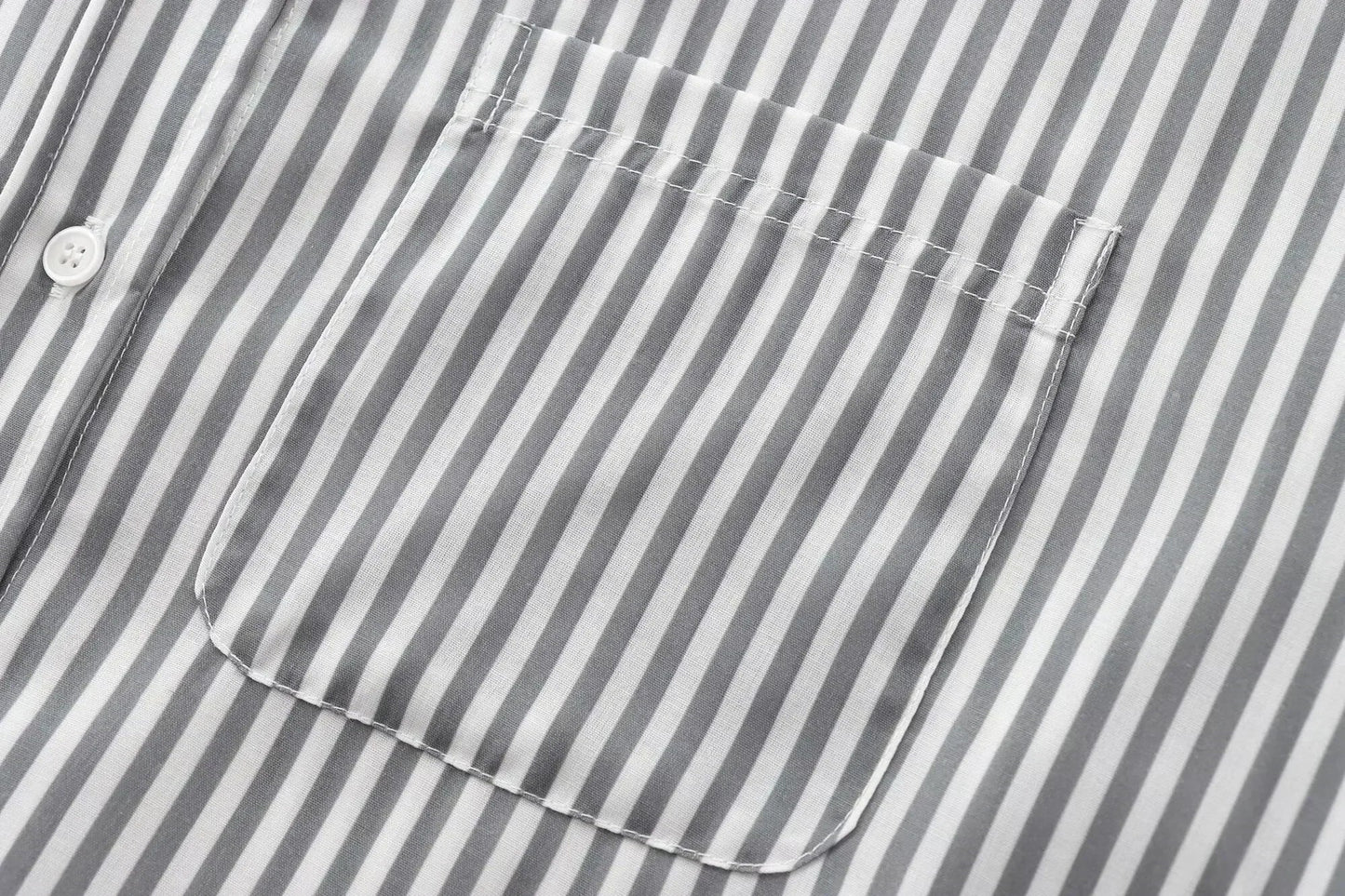 Women's 2024 new fashion pocket decoration loose striped asymmetrical shirt retro long sleeved button up women's shirt 