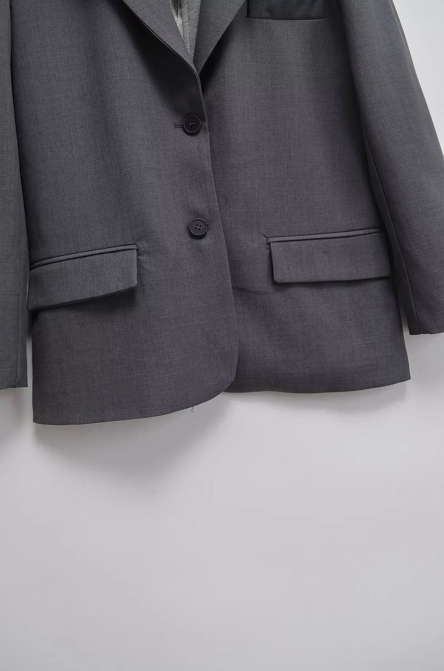 Women's 2024 New Fashion Flip Pocket Decoration Loose Single breasted Hooded Suit Coat Retro Long sleeved Women's Coat Chic Top 