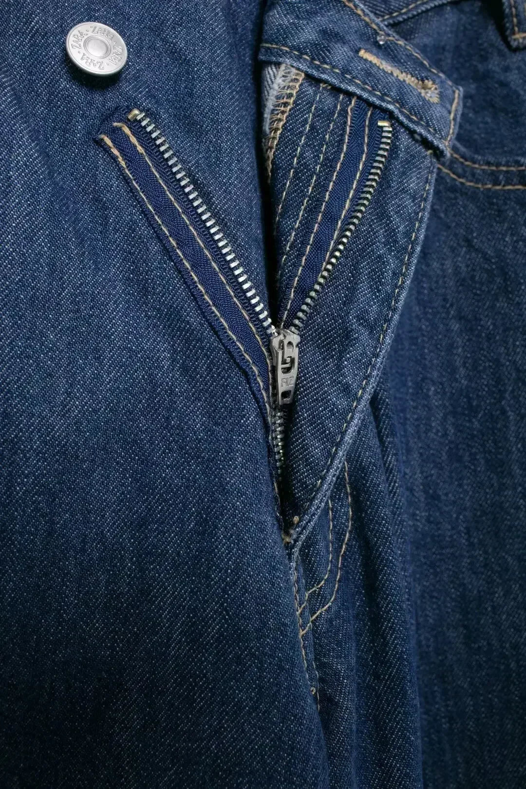 Women's New Fashion Asymmetric Waist Design Loose High Waist Casual Wide Leg Jeans Retro Side Pocket Women's Denim Pants 