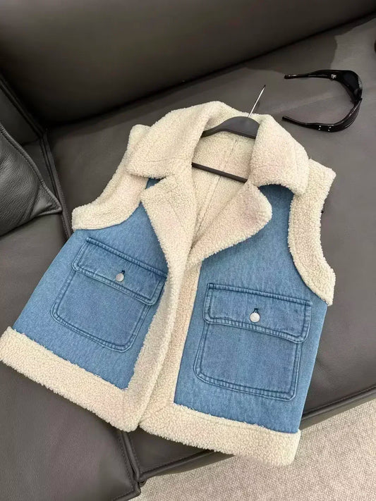 Women 2023 New Fashion Plush decoration Cropped Obsolescence Washed denim Vest Coat Vintage Pockets Female Waistcoat Chic