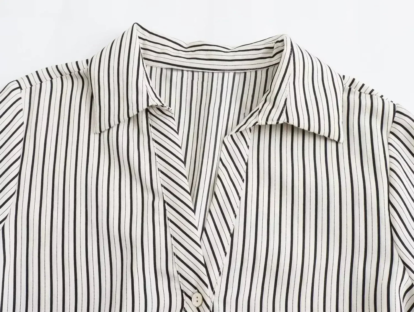 Women 2023 New Fashion Versatile style Striped casual Blouses Vintage Long Sleeve Button-up Female Shirts Chic Tops