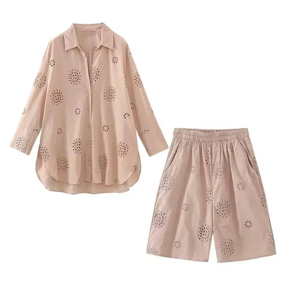 Women's New Fashion Hollow Embroidery Decoration Loose Asymmetric Shirt Retro Long Sleeve Button Women's Shirt Unique Top