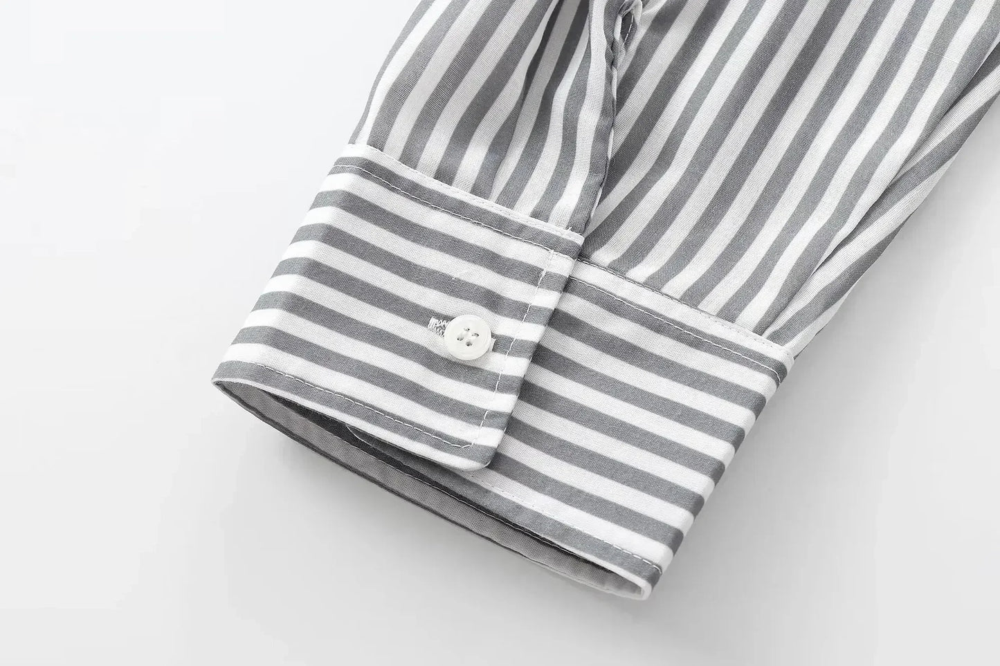 Women's 2024 new fashion pocket decoration loose striped asymmetrical shirt retro long sleeved button up women's shirt 