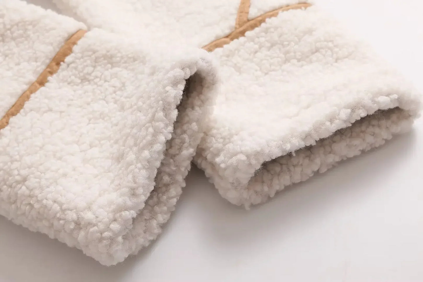 Women's new Fashion loose side pocket warm Fur Faux Leather stand collar jacket coat retro long sleeved women's coat chic top