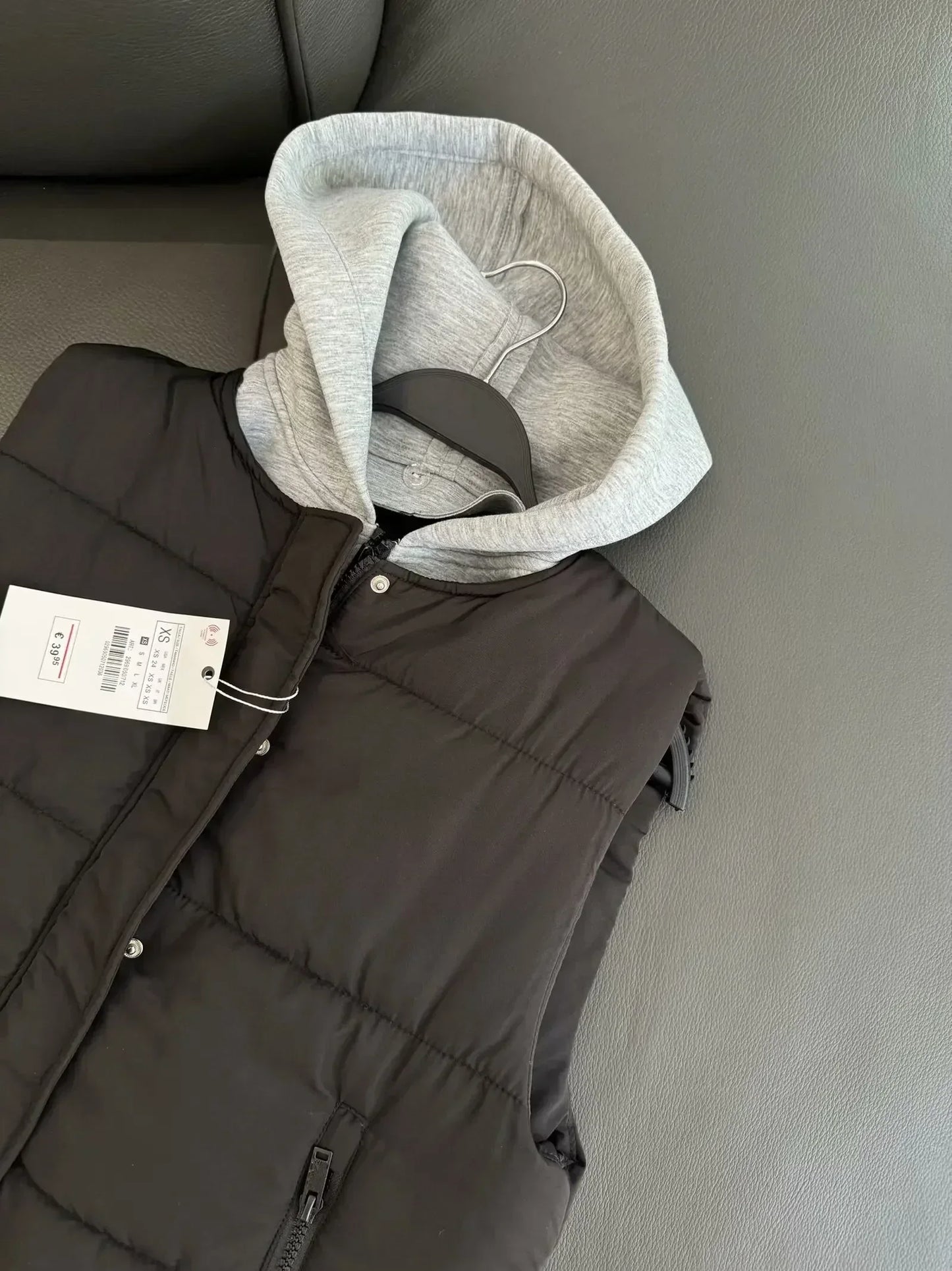 Women's new fashion zipper pocket decoration warm splicing hooded cotton vest retro sleeveless button up women's vest chic top