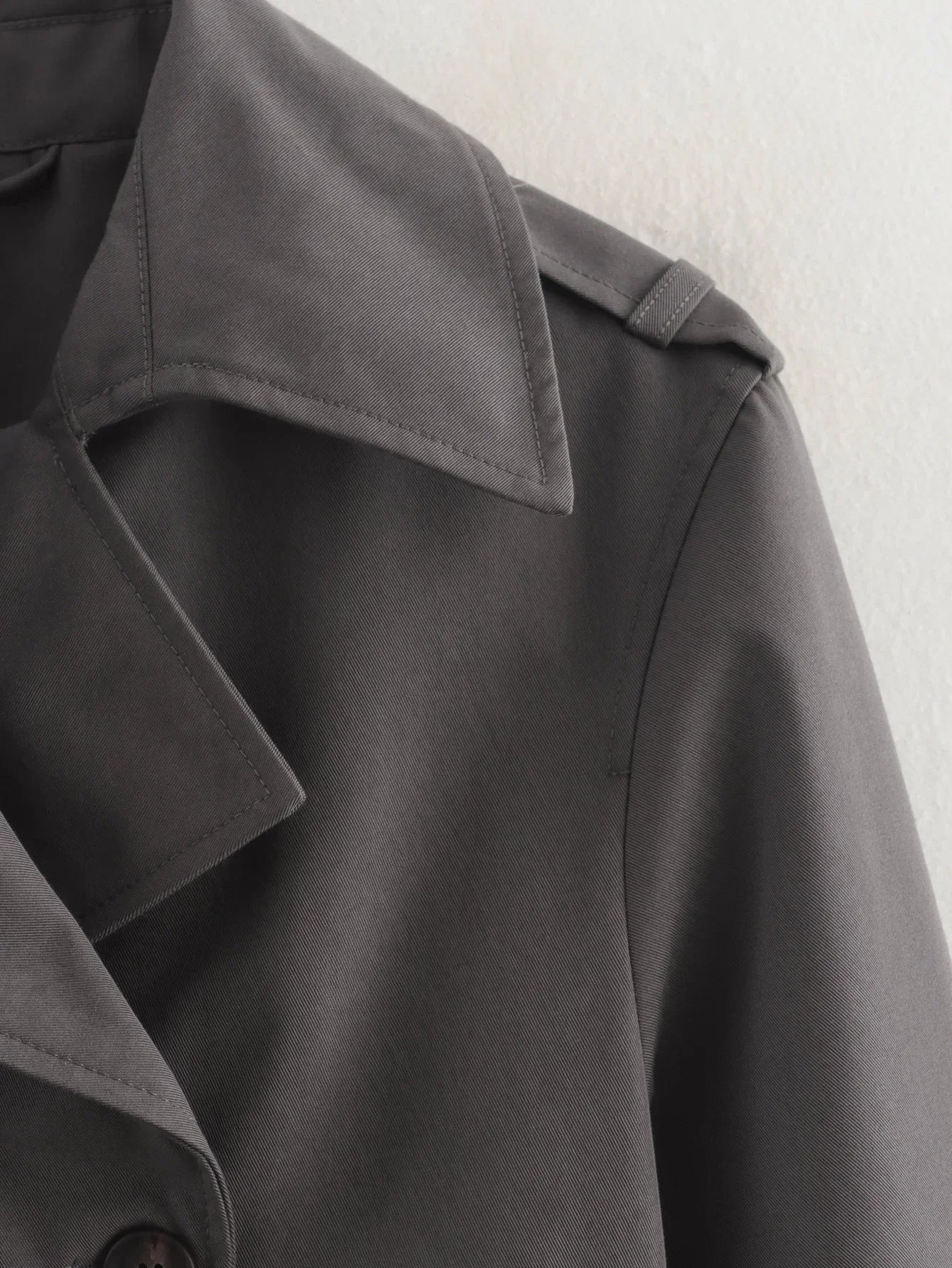 Women's multi-color new fashion loose short casual double breasted windbreaker coat retro long sleeved women's coat