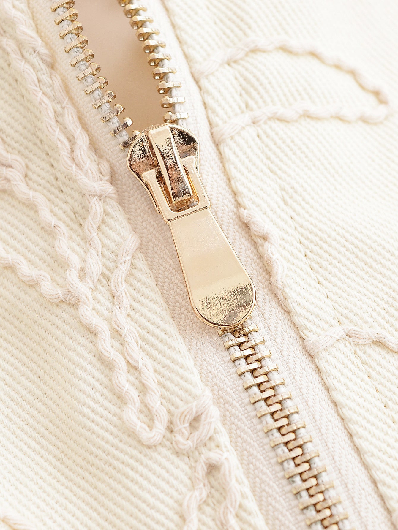 Women's new fashion embroidery decoration short O-Neck long sleeved jacket coat