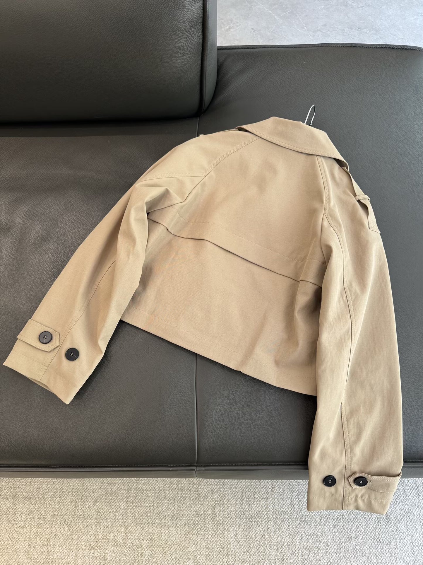 Women's autumn fashion short double breasted windbreaker Coat