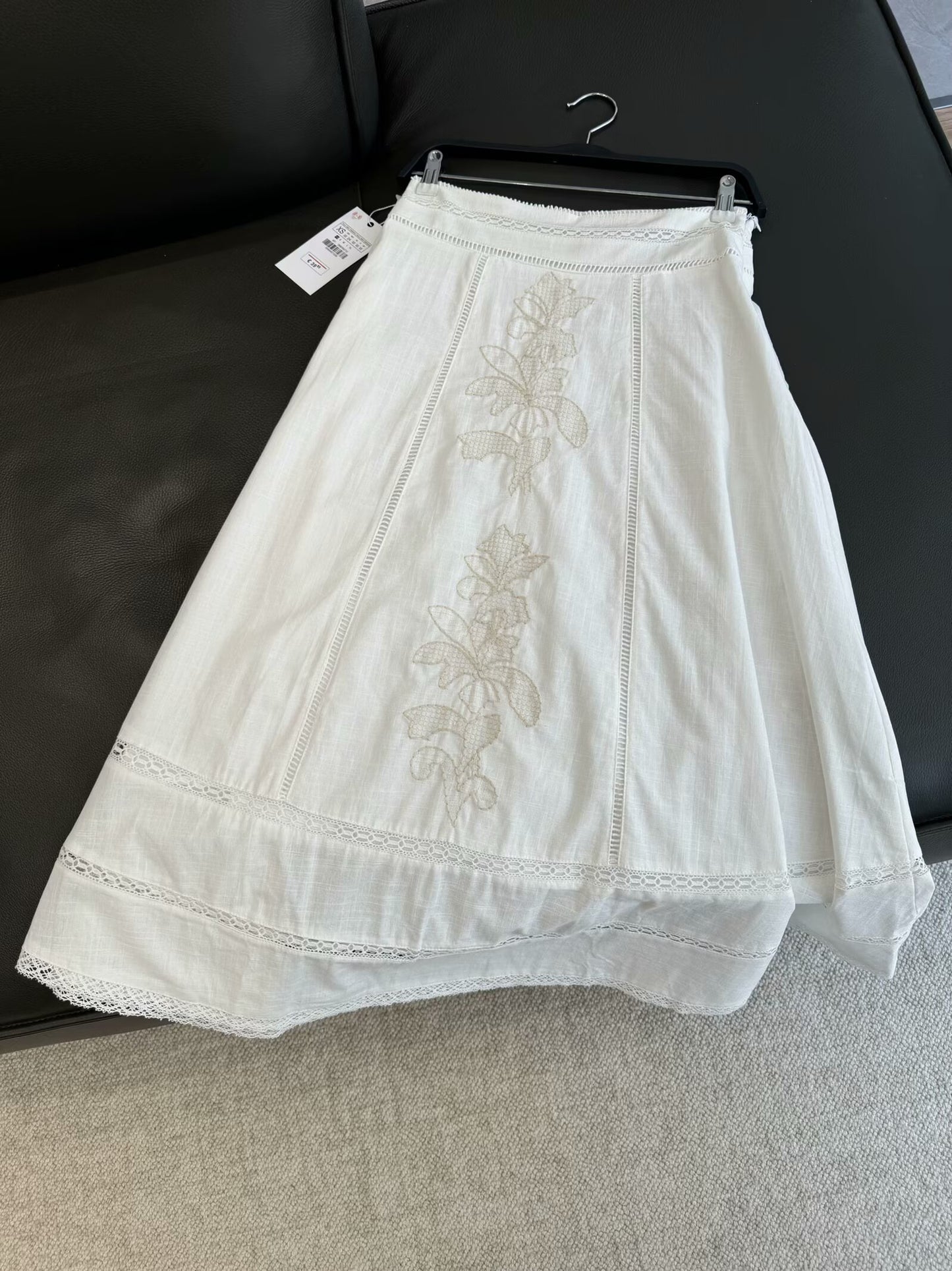 Suit women's 2-piece 2025 fashion embroidered top retro female+midi skirt female suit