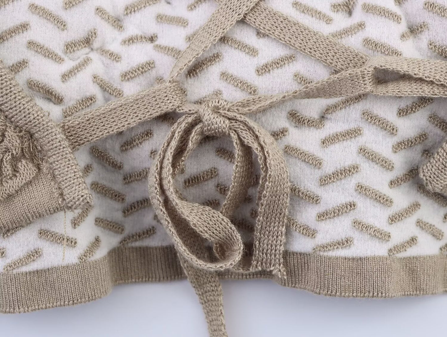 Women's new fashion fluffy texture design short backless suspender top