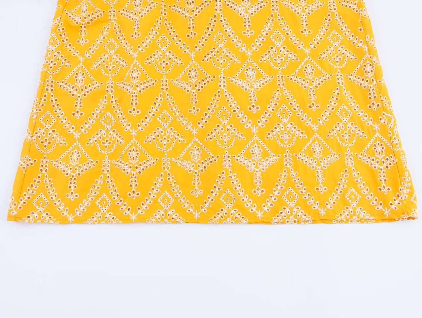 Women's New Fashion Sleeveless backless Embroidered suspender Midi Dress