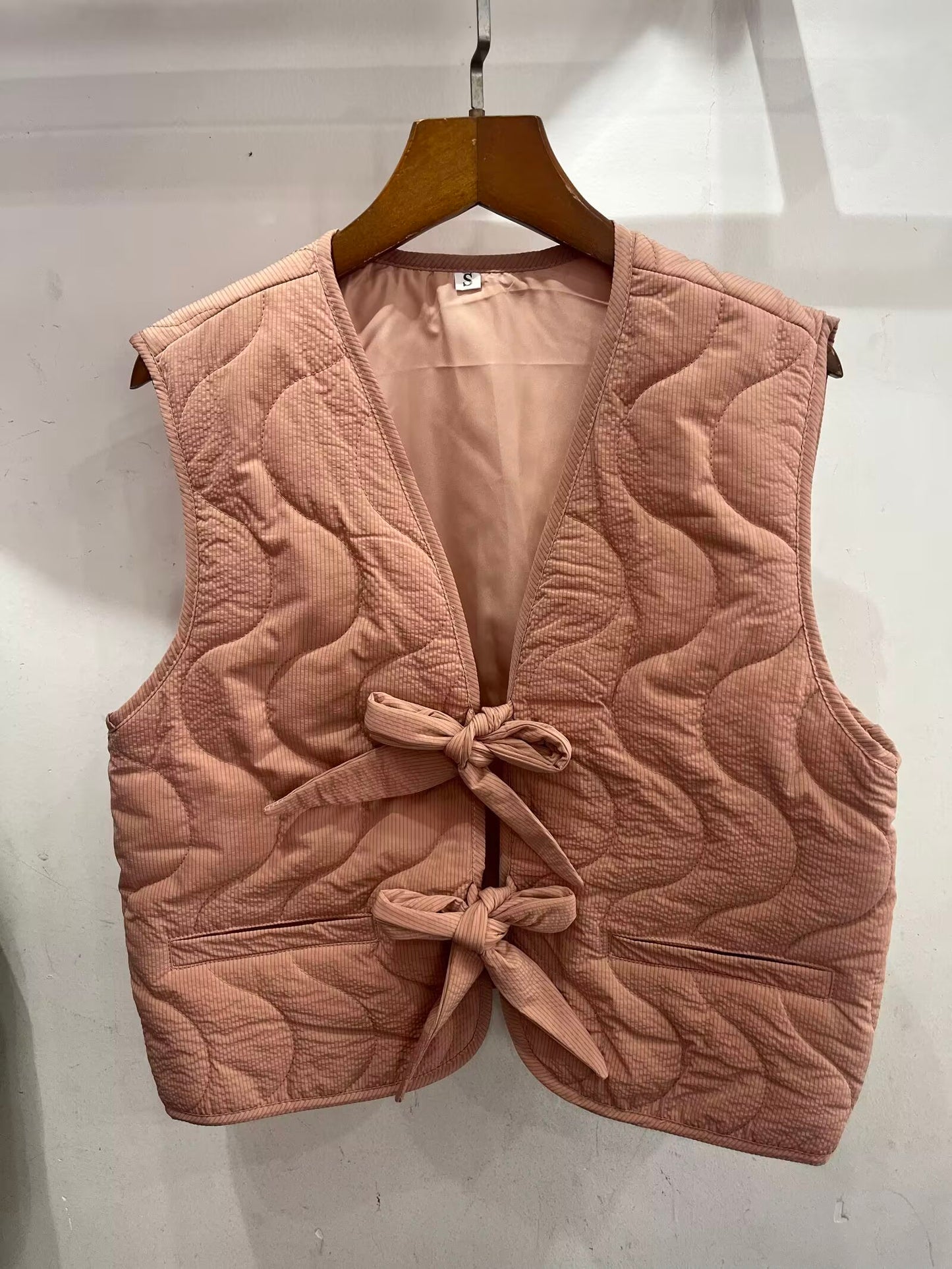 Ladies' 2025 New Fashion Bow Decoration Loose V-neck Warm Cotton Vest