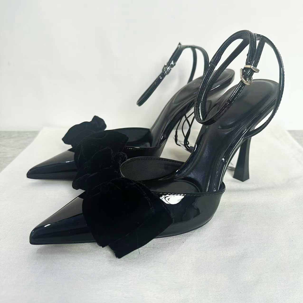 Women's new fashion Joker Velvet effect bow decorated with pointed high heels and high-heeled slippers.