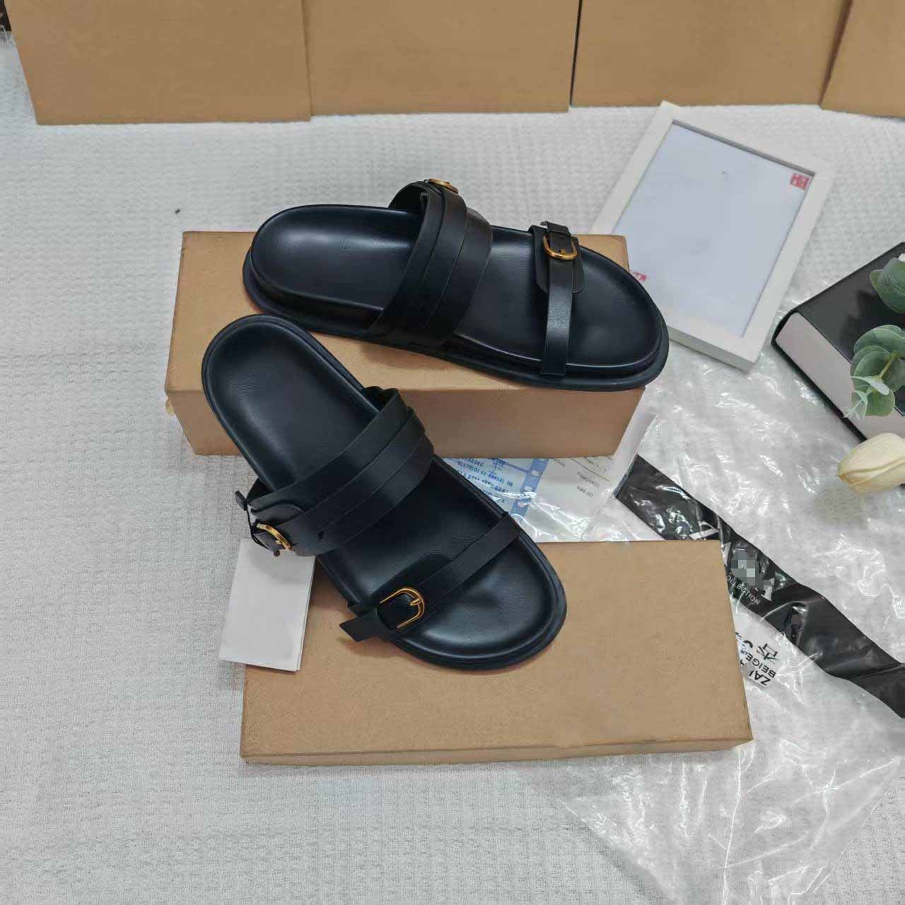 Women's New Fashion Casual Joker Sandals Word Drag Sponge Cake Platform Slippers Flat Shoes.