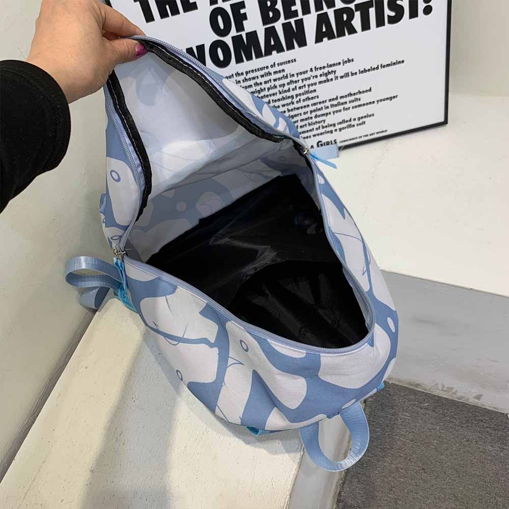 Men and women with the same new fashion and leisure Joker multi-pocket large-capacity waterproof sports bag travel bag.