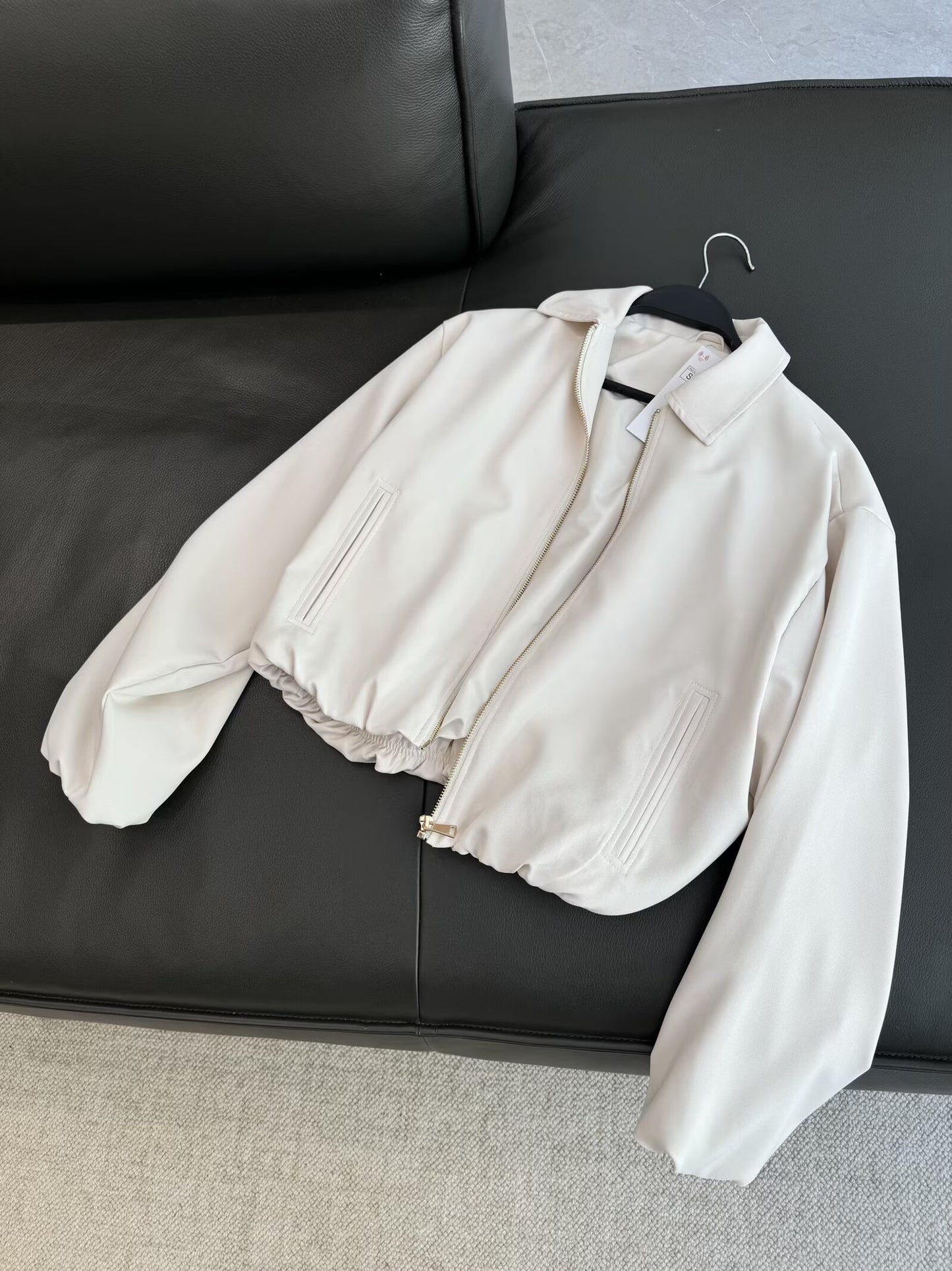 Women's autumn fashion puffy hem zipper jacket Coat