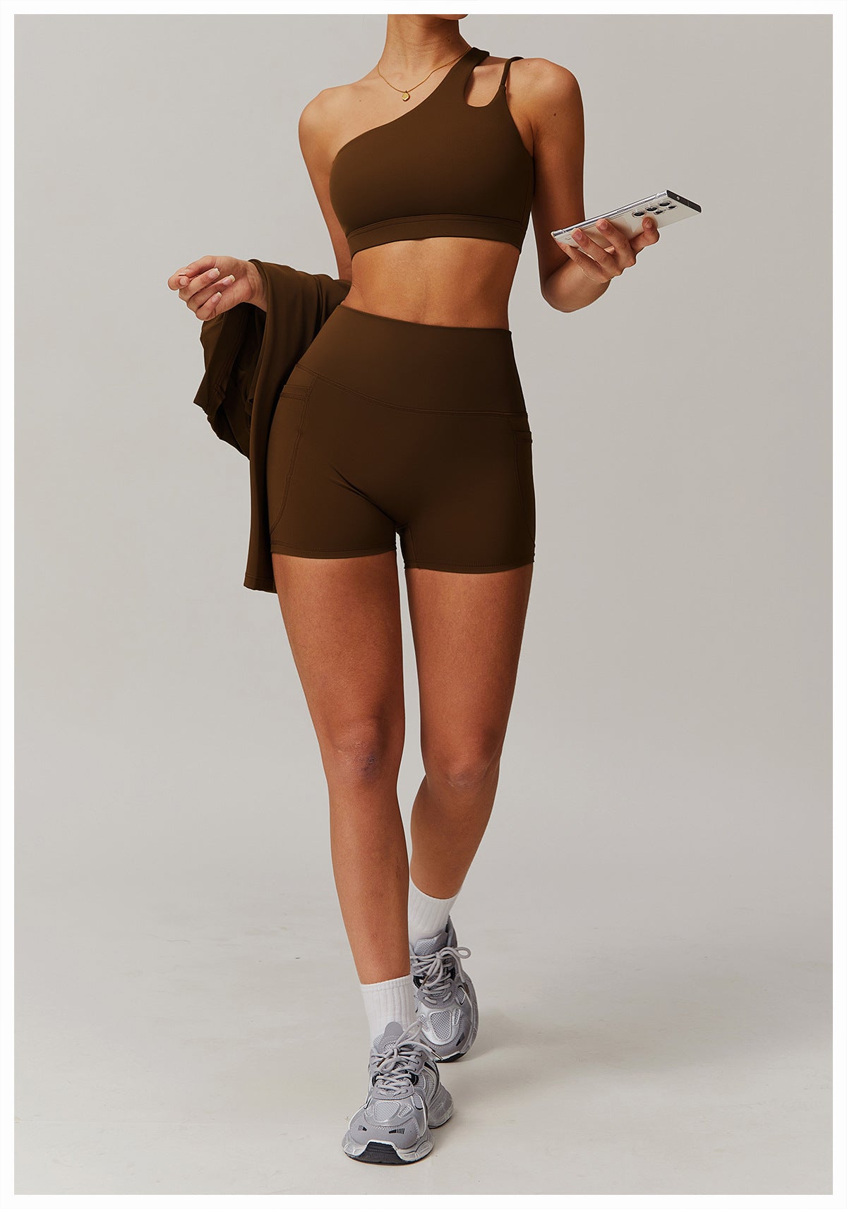 Women's new quick-drying nude sports inclined one-shoulder back yoga bra+pocket breathable fitness shorts